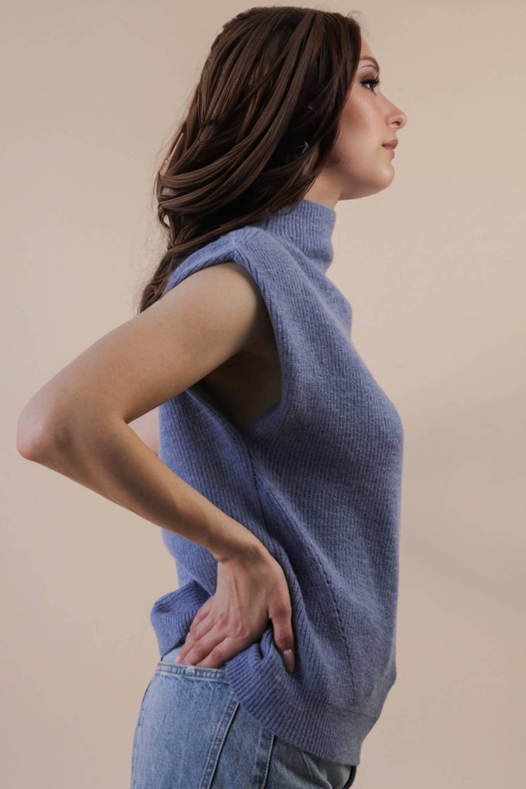 12W3391N-Soft Knit Sweater Vest Top