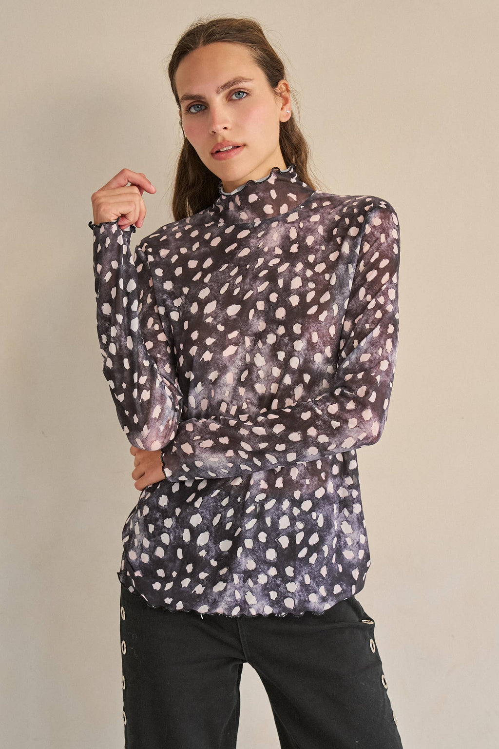 DEER PRINT MESH LONG SLEEVE TOP