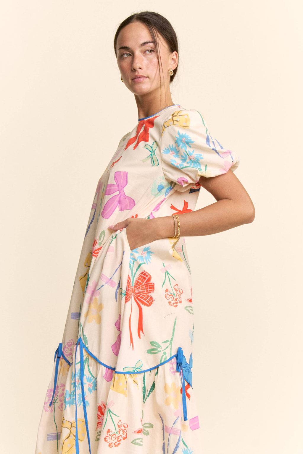 BOW FLOWER DETAIL MIDI DRESS