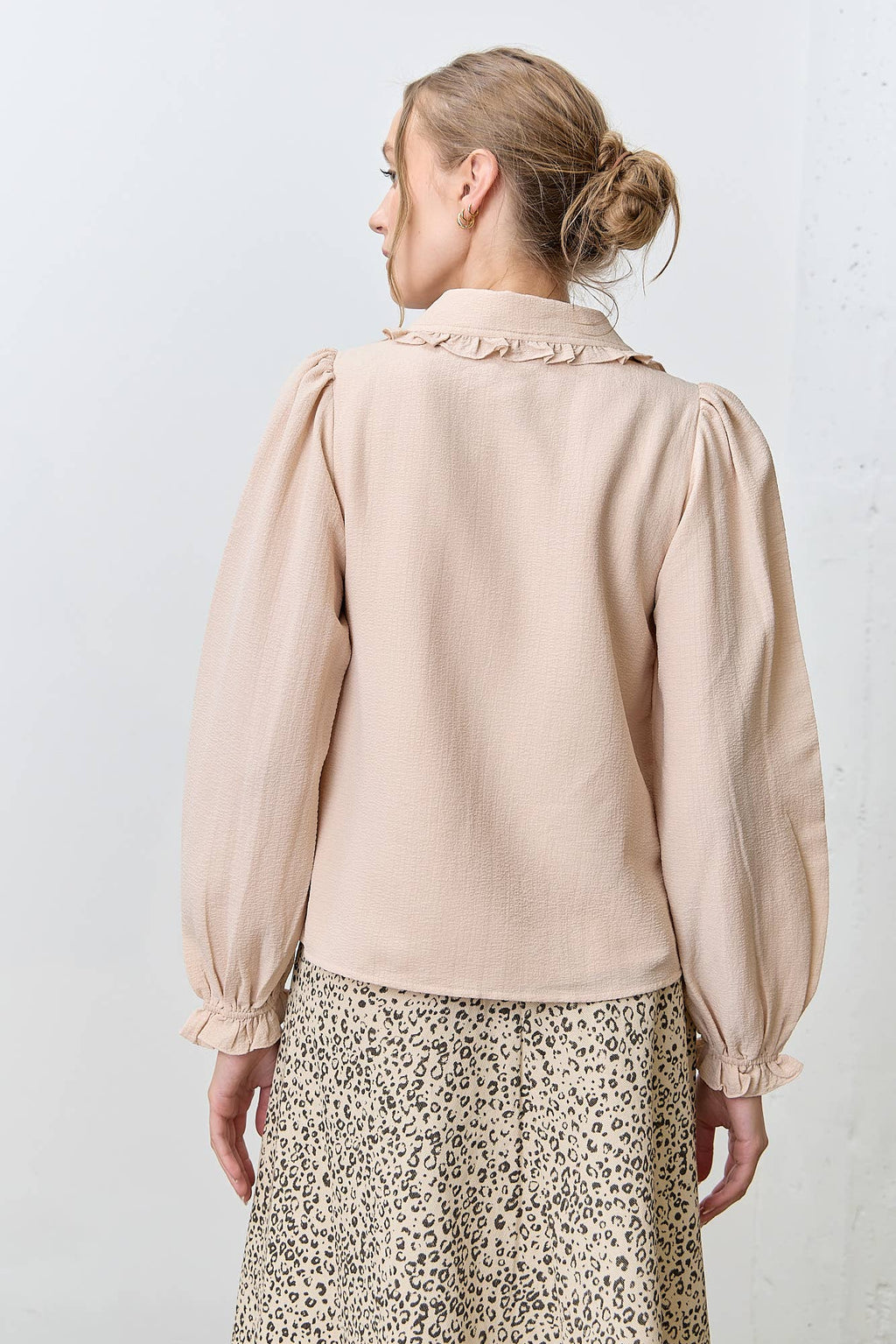 RUFFLED COLLARED LONG SLEEVE SHIRT