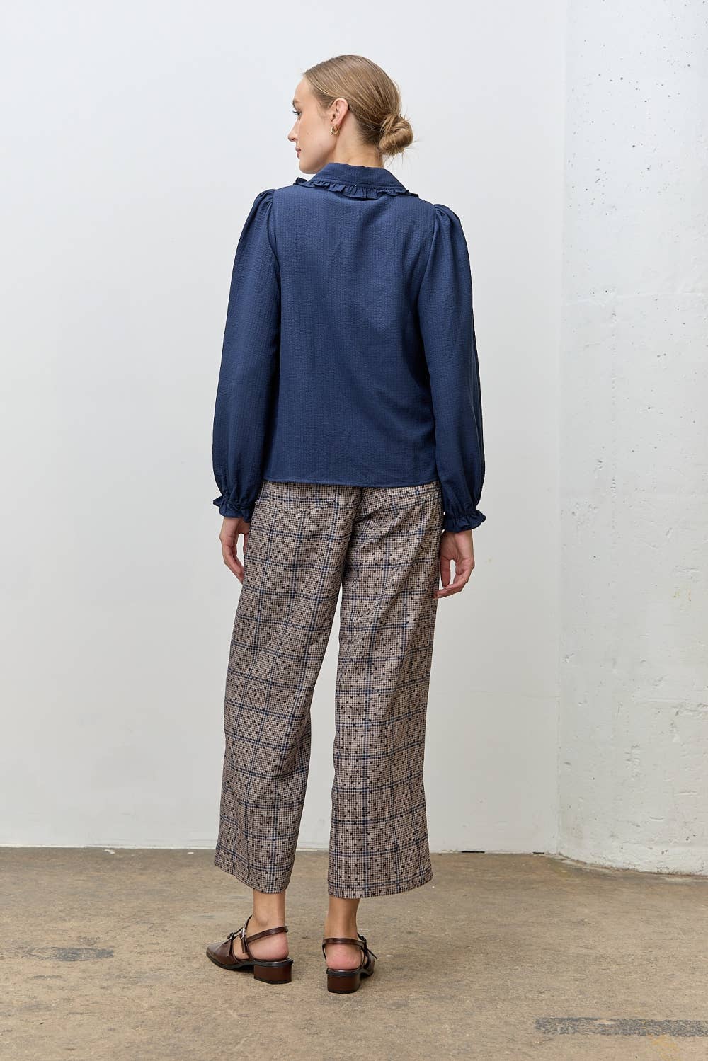 RUFFLED COLLARED LONG SLEEVE SHIRT